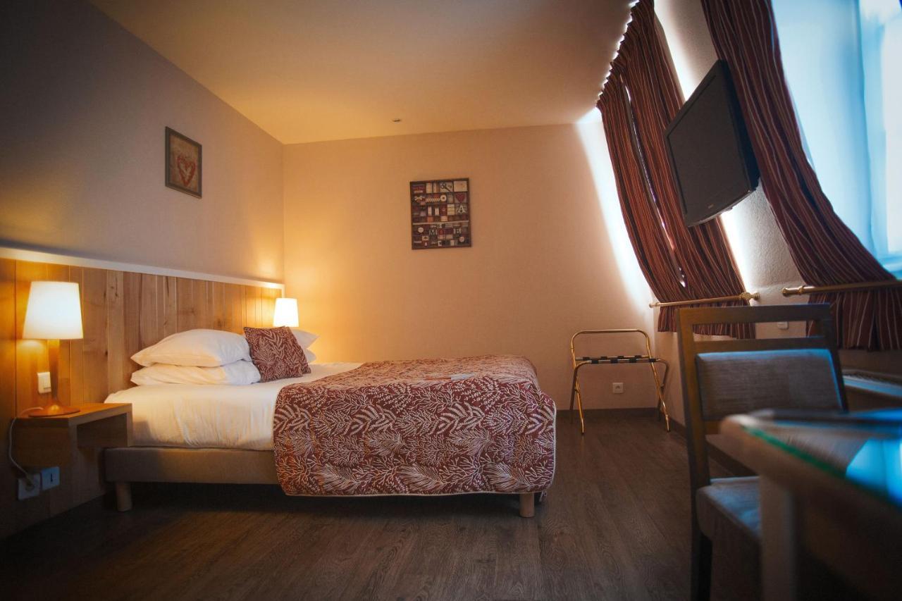 Chambre Double Confort avec Douche ou Baignoire