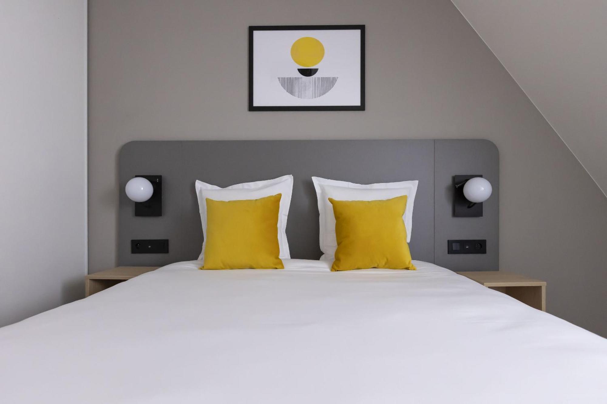 One-Bedroom Apartment,1706847870:JPEG