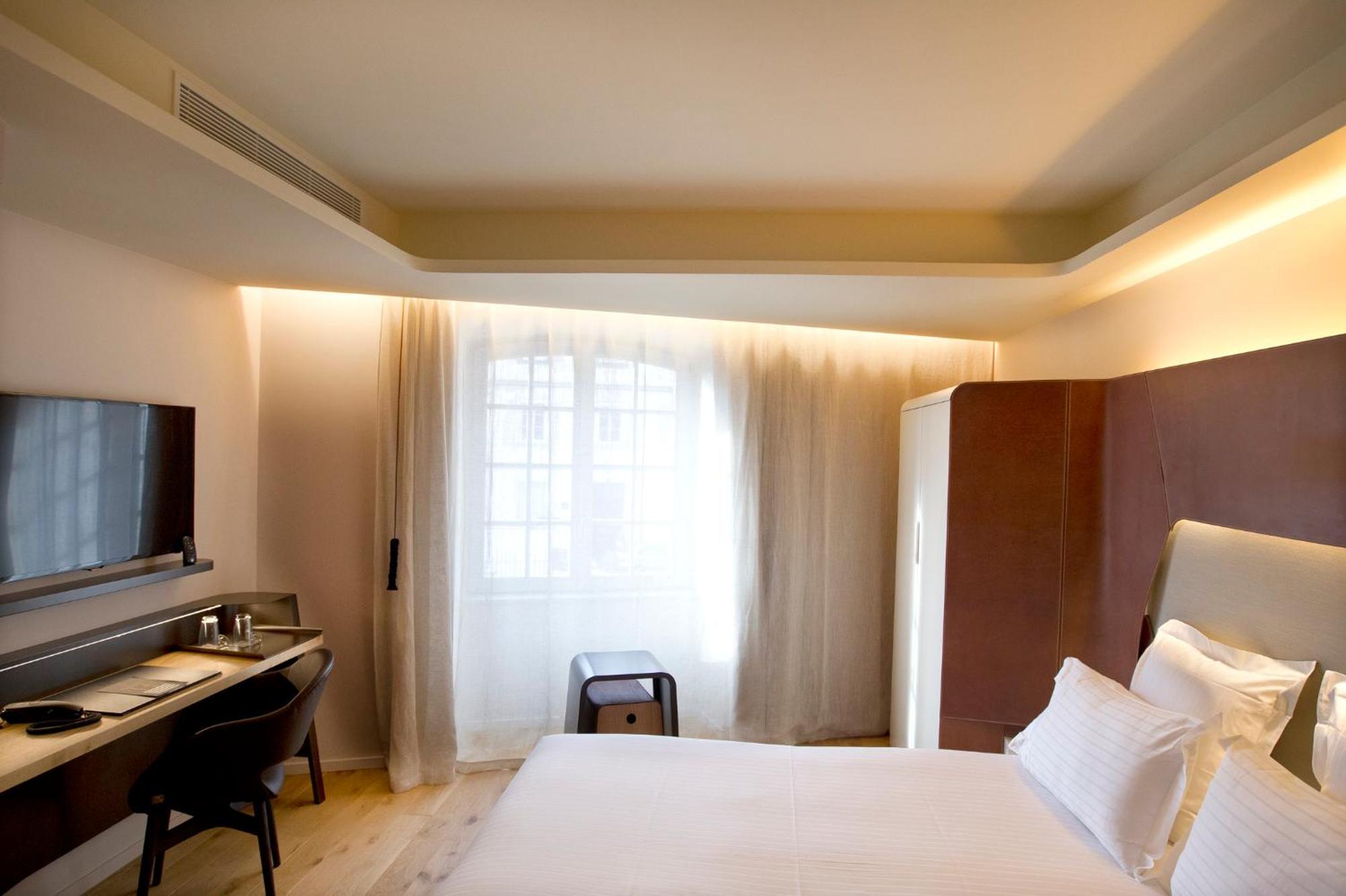 Superior Double or Twin Room,1208499718:JPEG